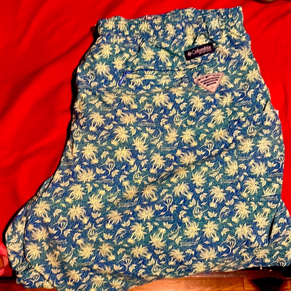 Pfg Columbia swimming shorts. Size XXl. Barely worn